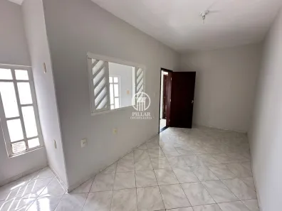 Casa com 2 Quartos para alugar, 58m² no Morrinhos, Montes Claros