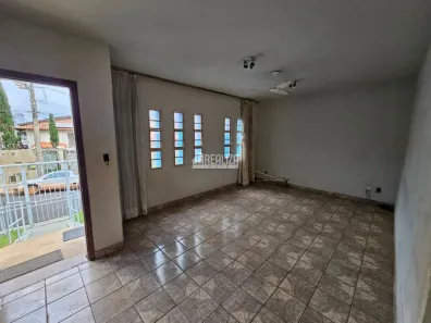 Casa com 3 Quartos à venda, 165m² no Boa Vista, Uberaba