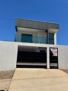 Sobrado com 5 Quartos à venda, 210m² no Residencial Villa Suiça, Cidade Ocidental