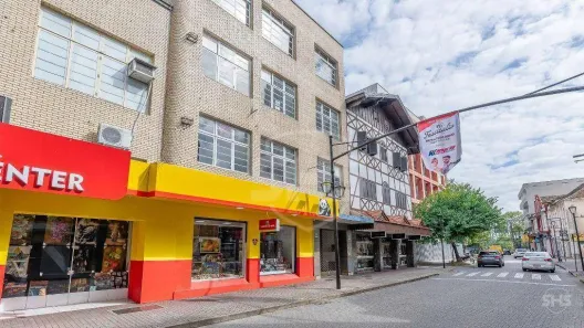 Prédio Comercial para alugar, 873m² no Centro, Blumenau