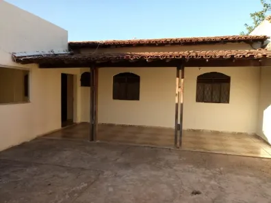 Casa com 2 Quartos à venda, 79m² no Luxemburgo, Sete Lagoas