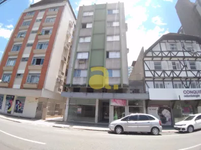 Apartamento com 1 Quarto para alugar, 38m² no Centro, Blumenau