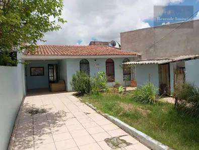 Casa com 3 Quartos à venda, 80m² no Uberaba, Curitiba