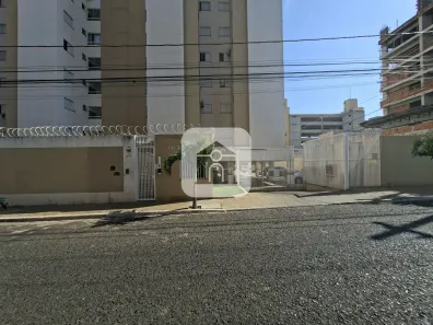 Apartamento com 2 Quartos para alugar, 55m² no Martins, Uberlândia