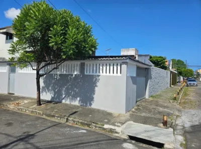 Casa com 3 Quartos à venda, 360m² no San Martin, Recife