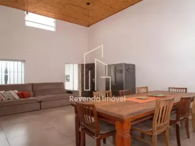 Casa com 5 Quartos à venda, 238m² no Moinho Velho, São Paulo