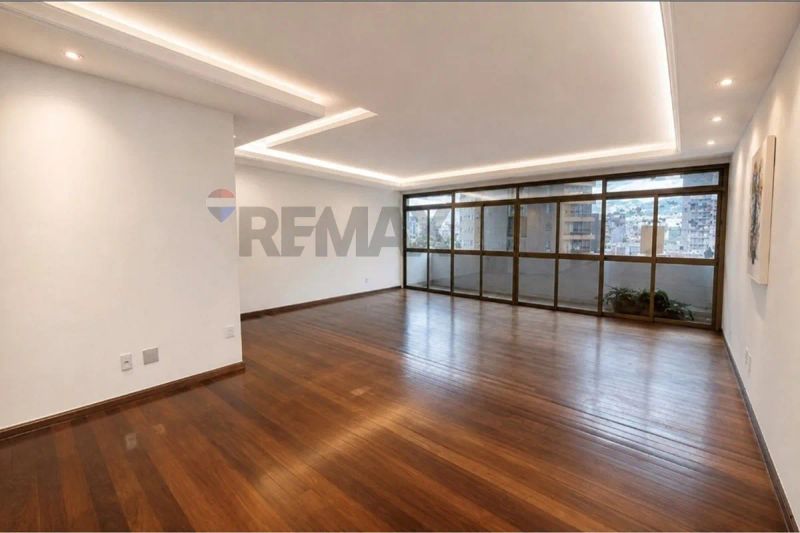 Apartamento com 4 quartos — Serra, Belo Horizonte