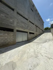 Galpão/Depósito/Armazém com 1 Quarto para alugar, 300m² no Trobogy, Salvador