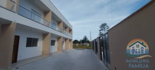 Casa de Condomínio com 2 Quartos à venda, 111m² no Balneário Califórnia, Caraguatatuba