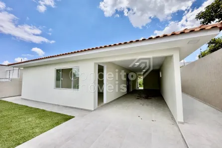 Casa com 3 Quartos à venda, 114m² no Uvaranas, Ponta Grossa