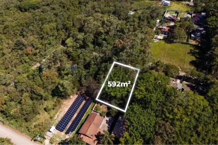 Lote/Terreno à venda, 591m² no São Simão, Criciúma