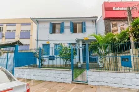 Casa com 4 Quartos à venda, 530m² no Floresta, Porto Alegre