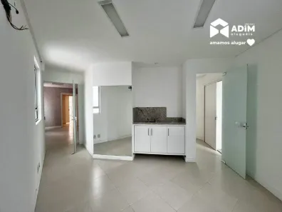 Sala Comercial para alugar, 15m² no Pioneiros, Balneário Camboriú