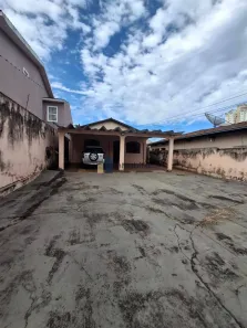 Casa com 4 Quartos à venda, 380m² no Setor Leste Vila Nova, Goiânia