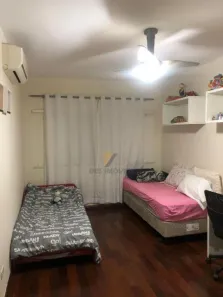 Casa com 3 Quartos à venda, 169m² no Jardim Novo Sabará, Londrina