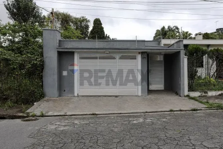 Casa com 3 Quartos para alugar, 158m² no Vila Oliveira, Mogi das Cruzes
