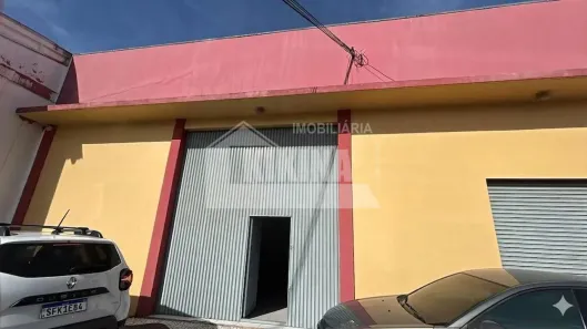 Sala Comercial para alugar, 210m² no Nova Rússia, Ponta Grossa