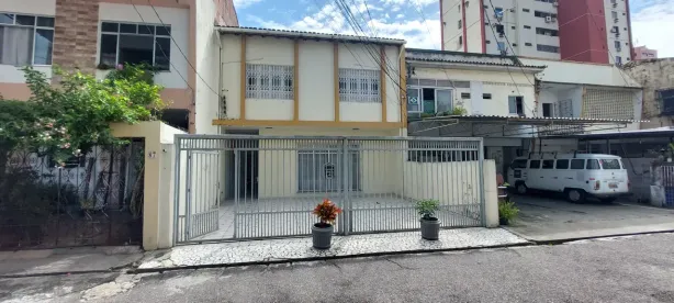 Casa com 4 Quartos à venda, 288m² no São Brás, Belém