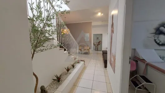 Imóvel Comercial com 5 Quartos para alugar, 343m² no Cambuí, Campinas