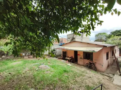 Casa com 4 Quartos à venda, 100m² no Petrolândia, Contagem
