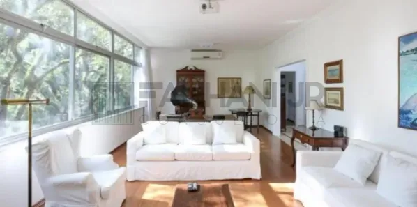 Apartamento com 3 Quartos para alugar, 200m² no Consolação, São Paulo