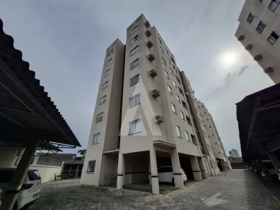 Apartamento com 3 Quartos para alugar, 64m² no Saguaçu, Joinville