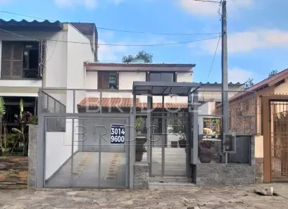 Casa com 4 Quartos à venda, 220m² no São Sebastião, Porto Alegre