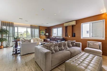Apartamento com 3 Quartos para alugar, 206m² no Jardim Vitória Régia, São Paulo