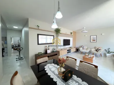 Casa com 4 Quartos à venda, 194m² no Santa Mônica, Florianópolis