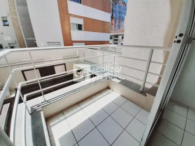 Apartamento com 2 Quartos para alugar, 80m² no Centro, Florianópolis