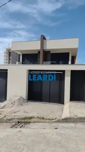 Sobrado com 3 Quartos à venda, 130m² no Jardins de Florença, Poços de Caldas