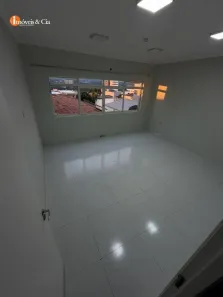 Sala Comercial para alugar, 65m² no Centro, Atibaia