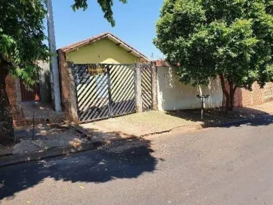 Casa com 1 Quarto à venda, 54m² no Itápolis, Itápolis