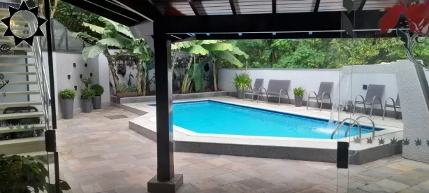 Casa de Condomínio com 4 Quartos para alugar, 700m² no Alphaville, Santana de Parnaíba