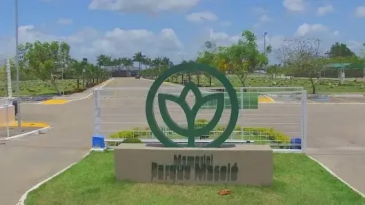 Lote/Terreno à venda, 1m² no Benedito Bentes, Maceió