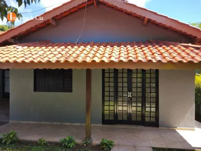 Casa com 3 Quartos para alugar, 142m² no Jardim dos Pinheiros, Atibaia