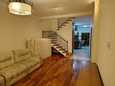 Sobrado com 3 Quartos à venda, 274m² no Vila Moinho Velho, São Paulo