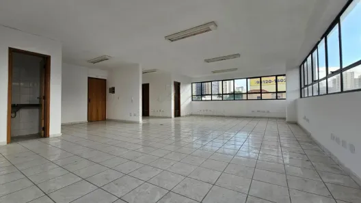 Sala Comercial para alugar, 57m² no Centro, Santo André