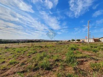 Lote/Terreno à venda, 160m² no , Cravinhos