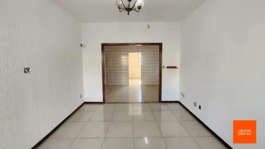 Casa com 3 Quartos para alugar, 300m² no União, Belo Horizonte