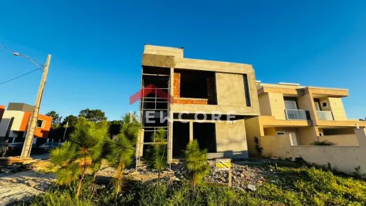 Sobrado com 3 Quartos à venda, 130m² no São João do Rio Vermelho, Florianópolis