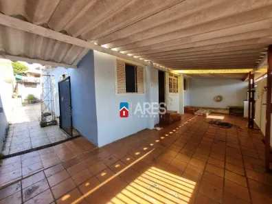 Casa com 2 Quartos à venda, 103m² no Antônio Zanaga I, Americana