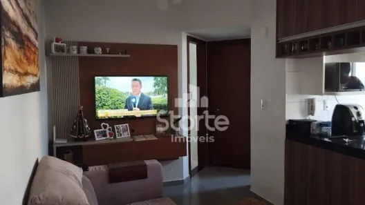 Apartamento com 2 Quartos à venda, 50m² no Carajás, Uberlândia