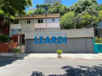 Sobrado com 5 Quartos à venda, 400m² no Sumarezinho, São Paulo
