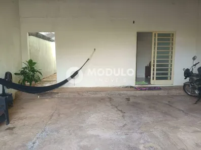 Casa com 3 Quartos à venda, 119m² no Jardim Holanda, Uberlândia