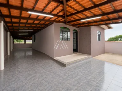 Casa com 3 Quartos à venda, 173m² no Itaunense II, Itaúna