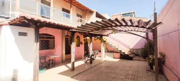 Casa com 5 Quartos à venda, 160m² no Conjunto Confisco, Contagem