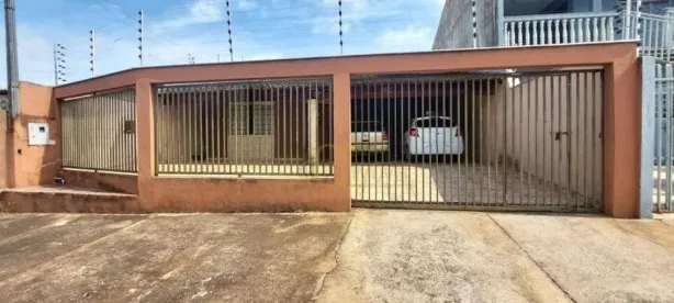Casa com 3 Quartos à venda, 100m² no Jardim dos Estados, Londrina