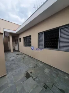 Casa com 1 Quarto para alugar, 70m² no Vila Arriete, São Paulo