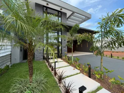 Casa de Condomínio com 3 Quartos à venda, 160m² no Morada dos Nobres, Cuiabá